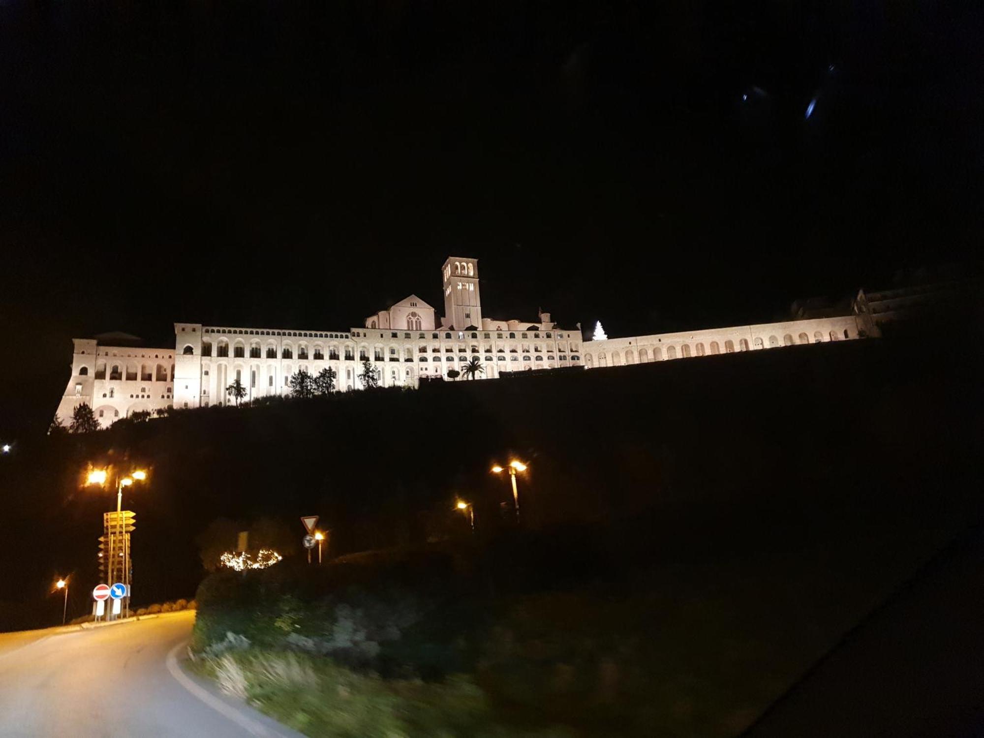 La Perla Di Tamara-Assisi Blu Appartement Buitenkant foto