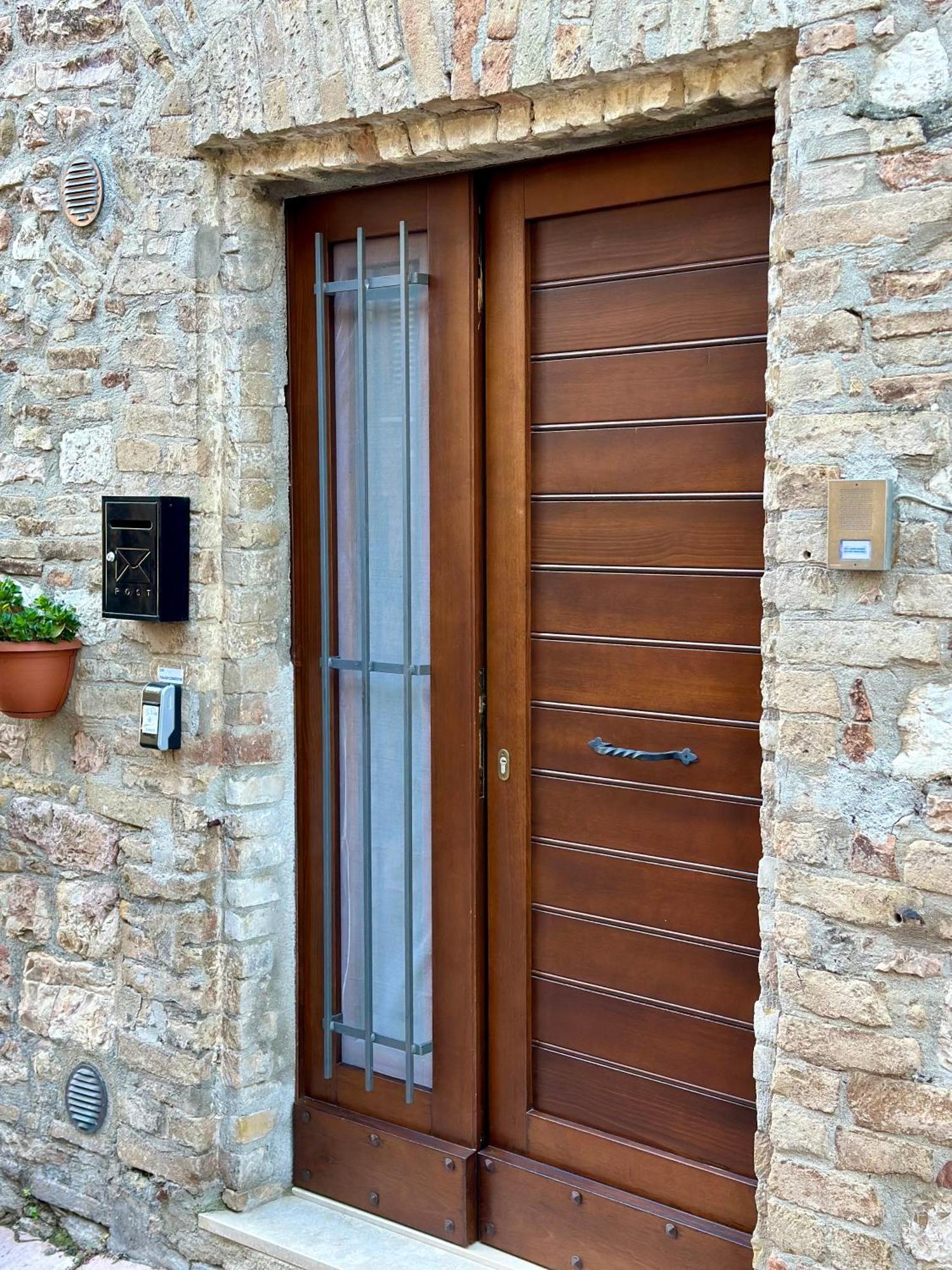 La Perla Di Tamara-Assisi Blu Appartement Buitenkant foto